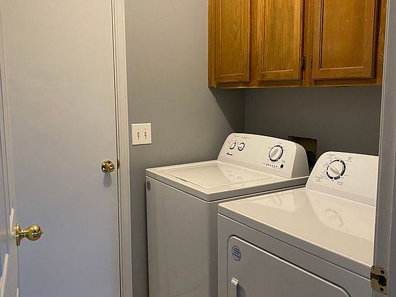 2nd image of 81 Crystal Dr