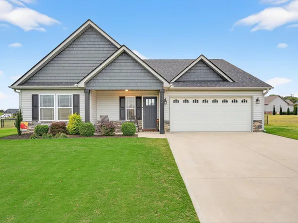 112 Meadow Lake Dr, Cowpens, SC 29330