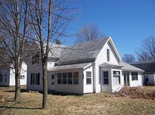 9237 Maple St, Fostoria, MI 48435