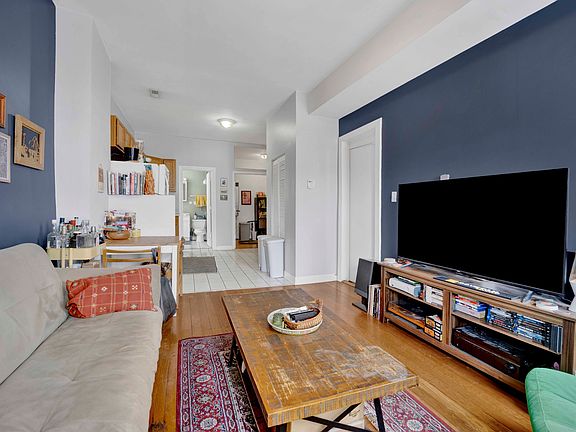 4th image of 2545 W North Ave APT 3F