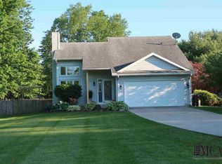 2559 Smith Rd, Lambertville, MI 48144