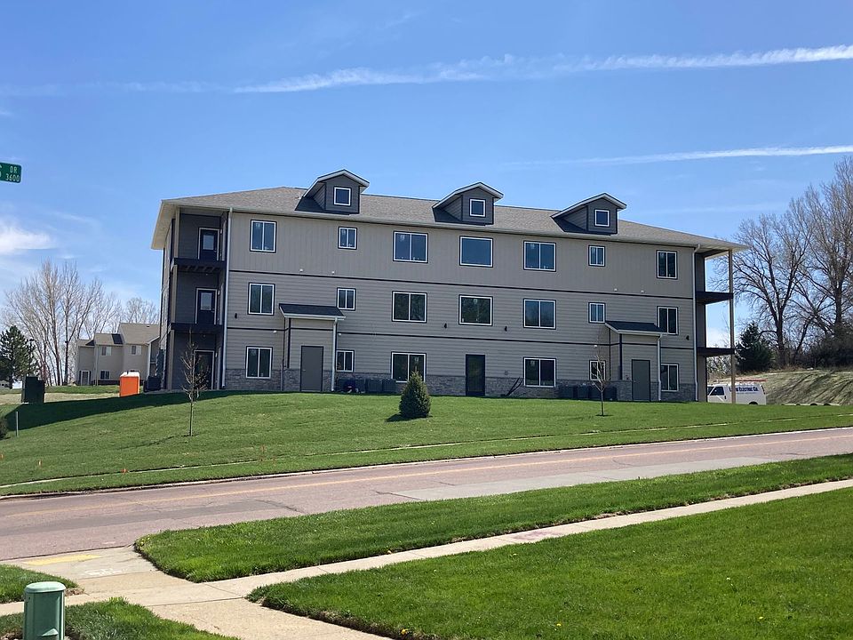 1st image of 2606 Apache Court Suites #101-4