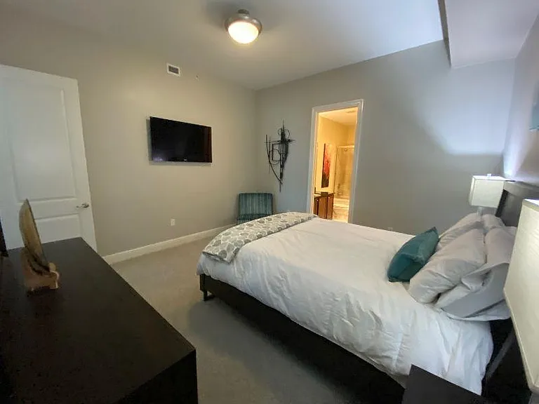 1101 Walnut St — Photo 11