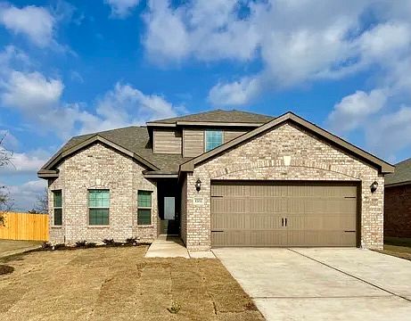 1st image of 1702 Sandalwood Way
