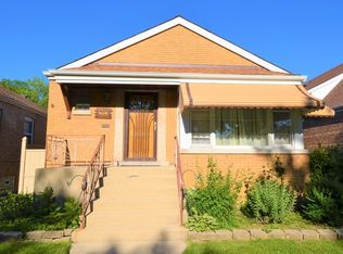 8205 S Homan Ave, Chicago, IL
