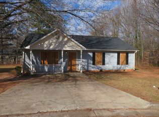 4311 Westglen Dr, Ellenwood, GA 30294