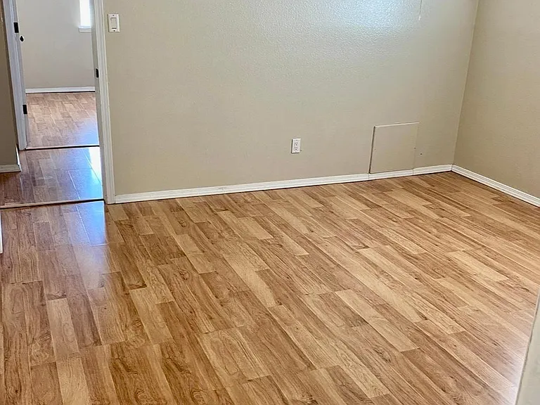 1619 Hogle Rd NE — Photo 20