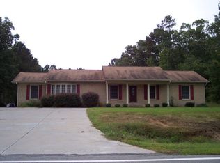 216 Woodard Rd, Windsor, NC 27983