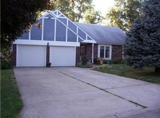 1908 Pine St, Higginsville, MO 64037