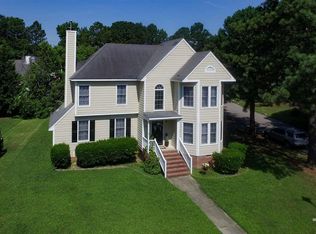 2329 Fields Of Broadlands Dr, Raleigh, NC 27604