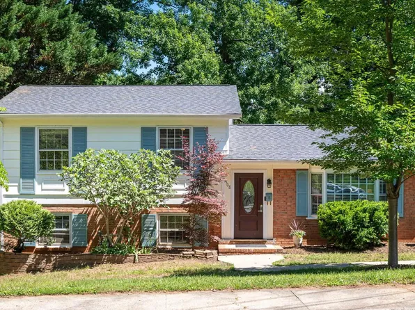 1508 Trailridge Rd, Charlottesville, VA 22903