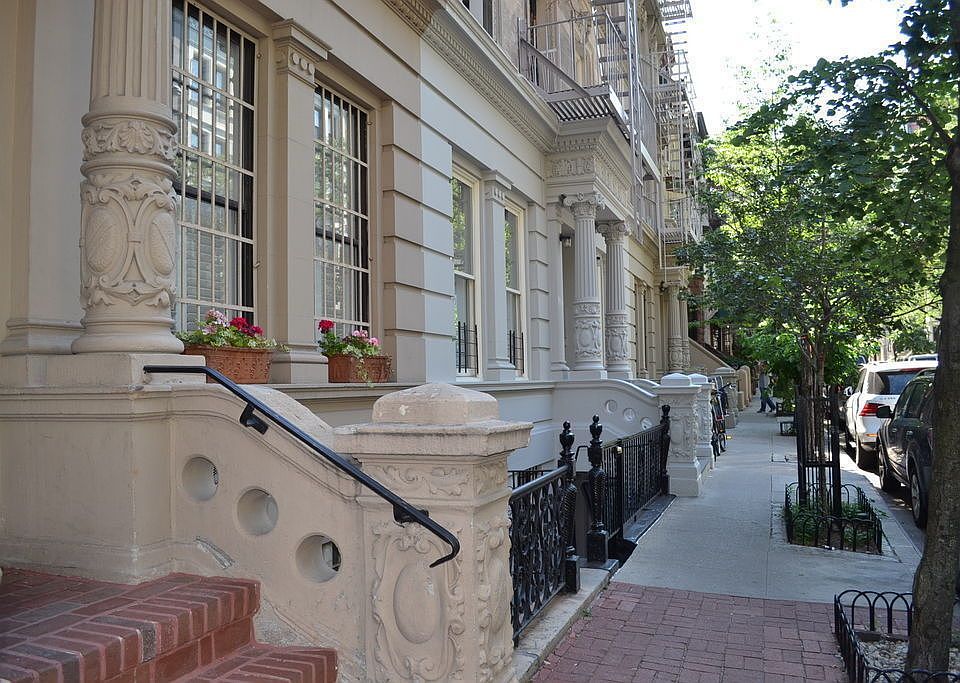 1st image of 153 W 80th St APT 3A