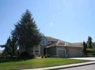 4201 S Irby Loop, Kennewick, WA 99337