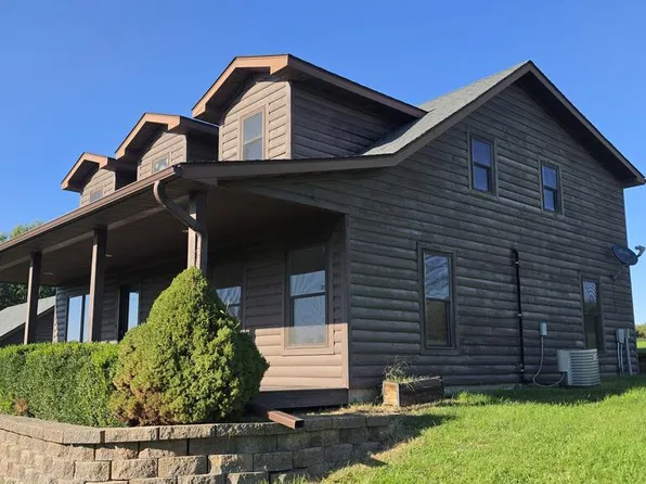 32026 Falcon Dr, Unionville, MO 63565