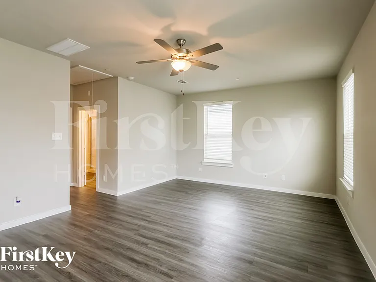 446 S Centro Cir — Photo 11
