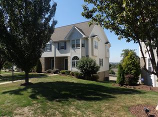 116 Longvue Dr, Pittsburgh, PA 15237