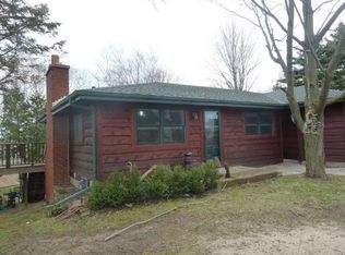 151 E Shore Dr, Random Lake, WI 53075