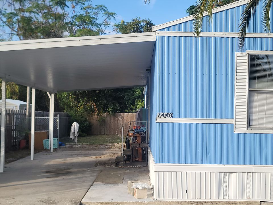1st image of 7440 Gulf Breeze Cir #8