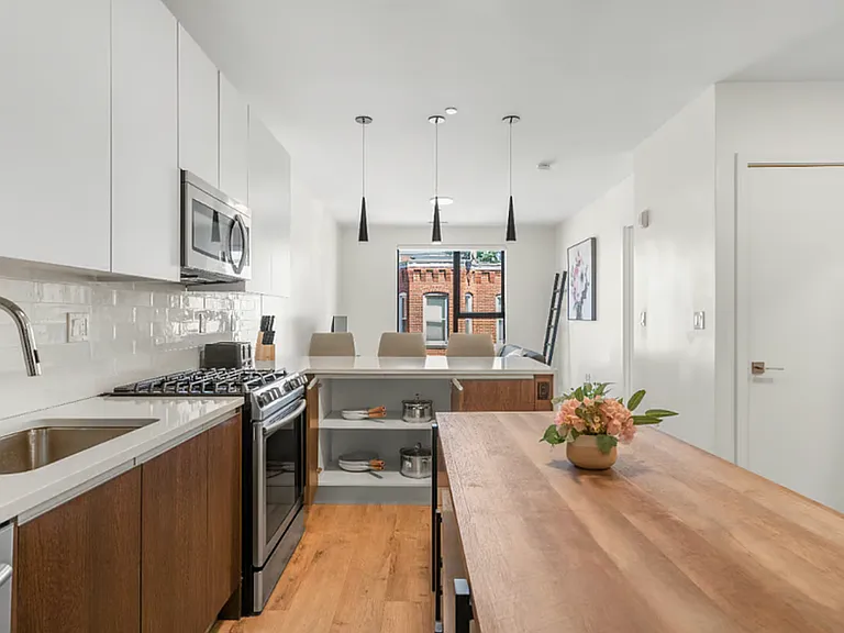 2 Sewall St #307 — Photo 2