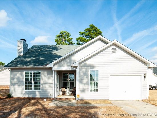 3230 Nontucket Ln, Hope Mills, NC 28348