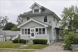 1st image of 65 College St