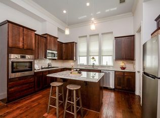 2960 Rusk St, Houston, TX 77003