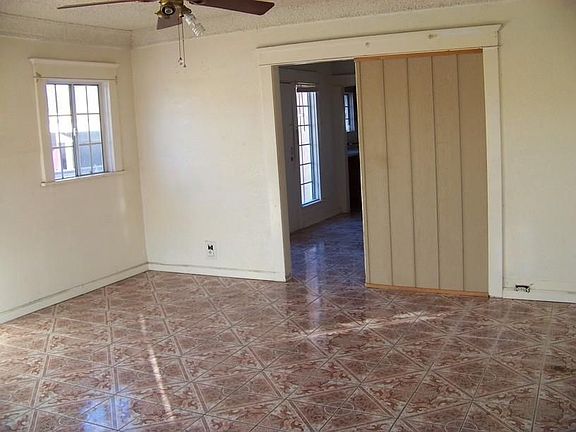 4th image of 10812 Croesus Ave