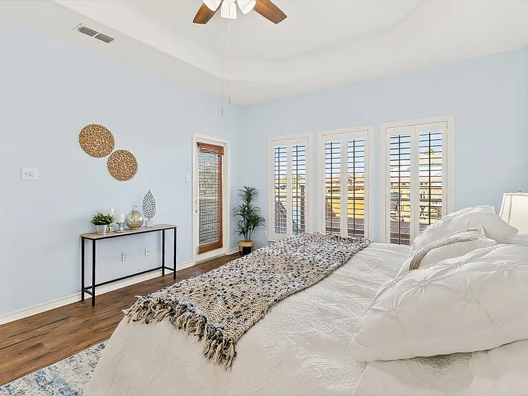 15222 Isla Pinta Ct — Photo 22