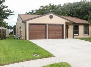 5055 Dalewood Ln, Lake Worth, FL 33467