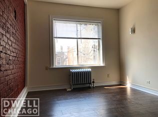 6916 N Lakewood Ave APT 212, Chicago, IL 60626