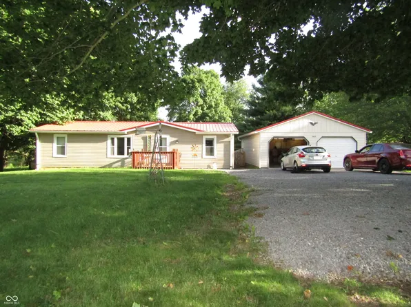 5453 W Us Highway 136, Waynetown, IN 47990