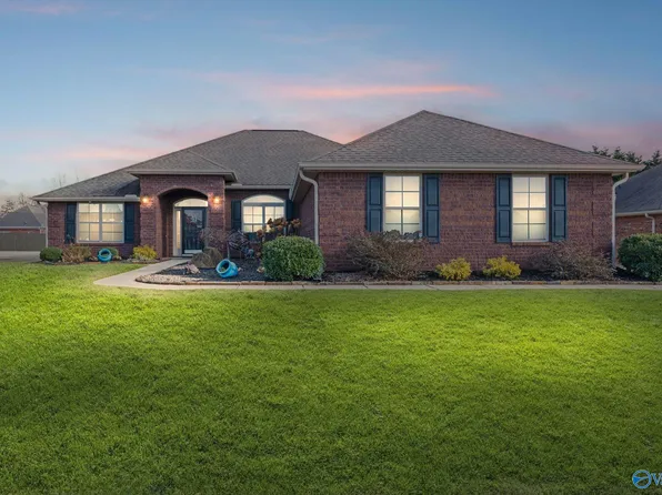 502 Summer Cove Cir, Madison, AL 35757