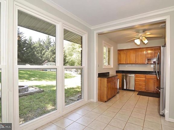 5th image of 6216 Climbhill Rd