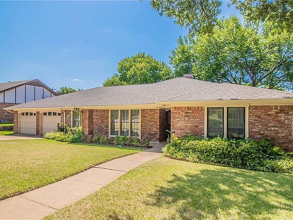 3rd image of 608 Country Green Ln