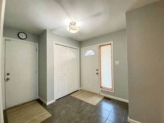 4th image of 11228 Lakefield Dr