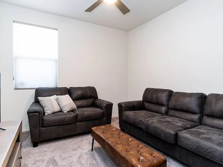 10793 S 174th Ave — Photo 19