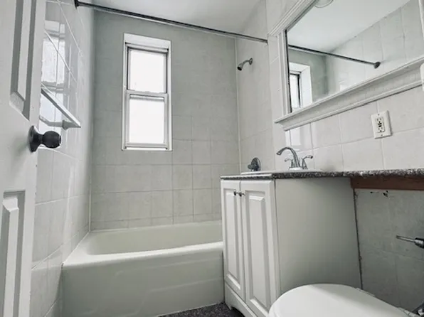 144-30 Roosevelt Avenue image 5 of 9