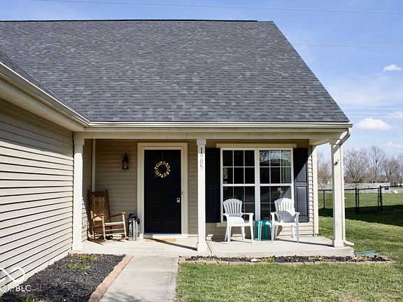 2nd image of 1905 Collingwood Dr