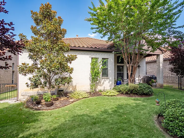 3460 Tuscan Hills Cir — Photo 24