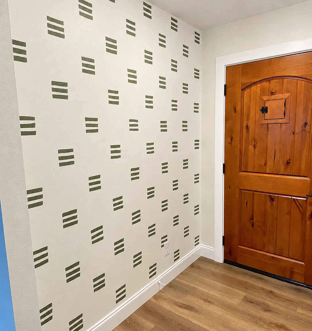 3 bed, $2,100 — Photo 4