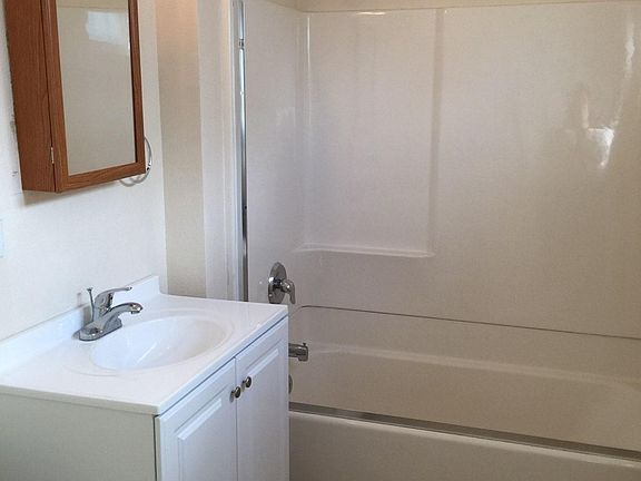 2nd image of 5050 1/2 E Mountain View Dr