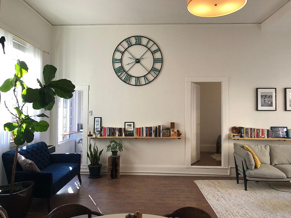 1st image of 1815 Broadway #19