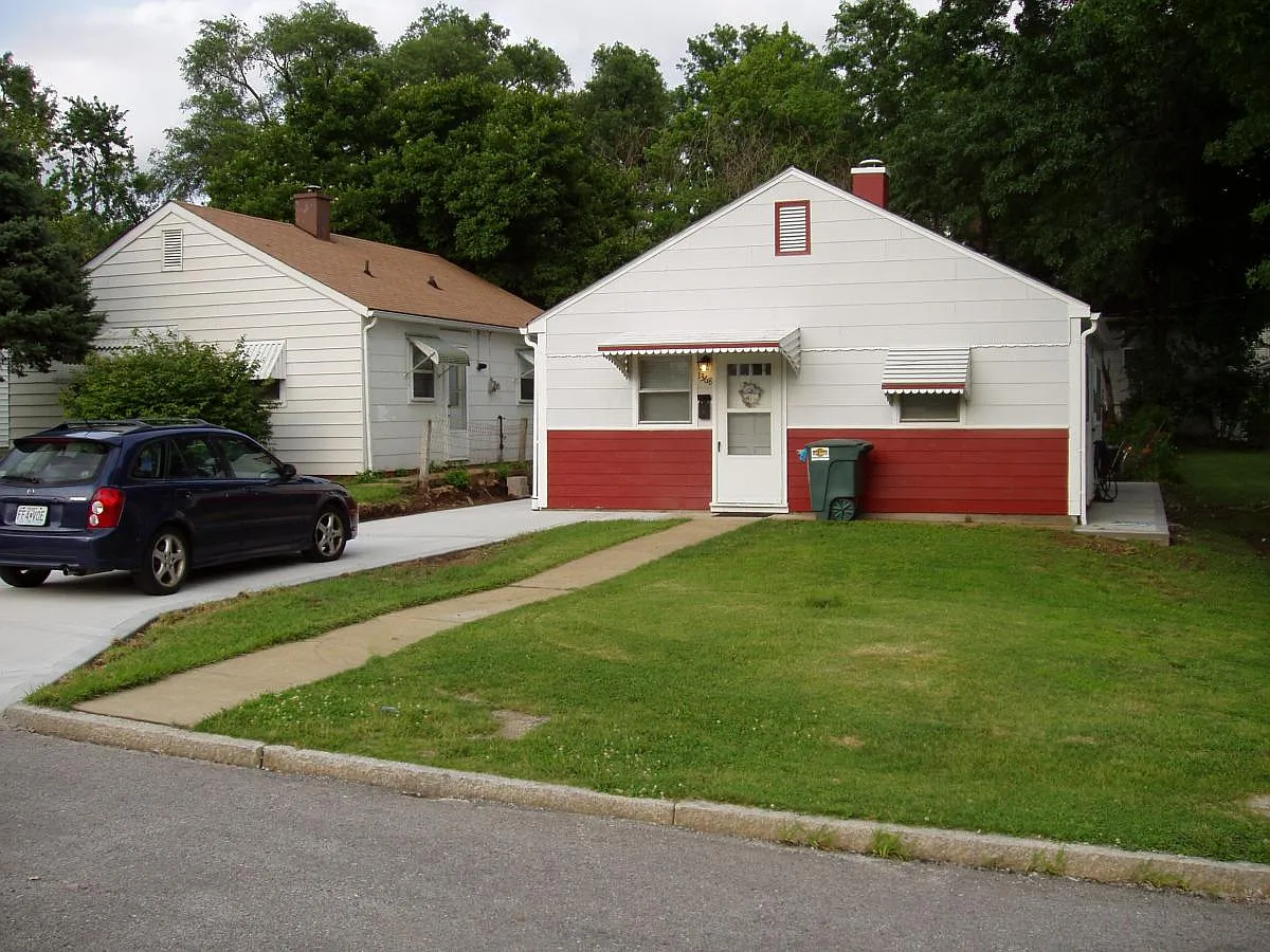 1368 Kraft St photo 1