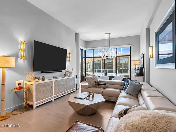 2nd image of 15 Morris Ave #611