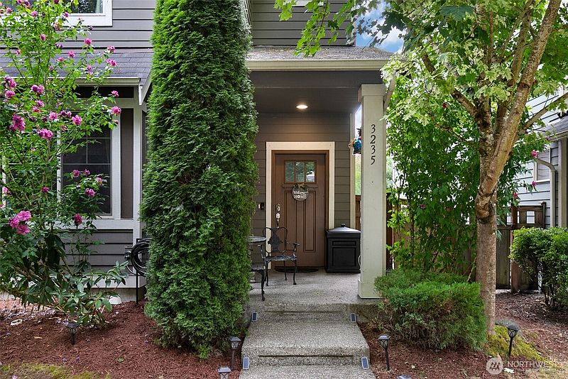 2nd image of 3235 15th Way SE