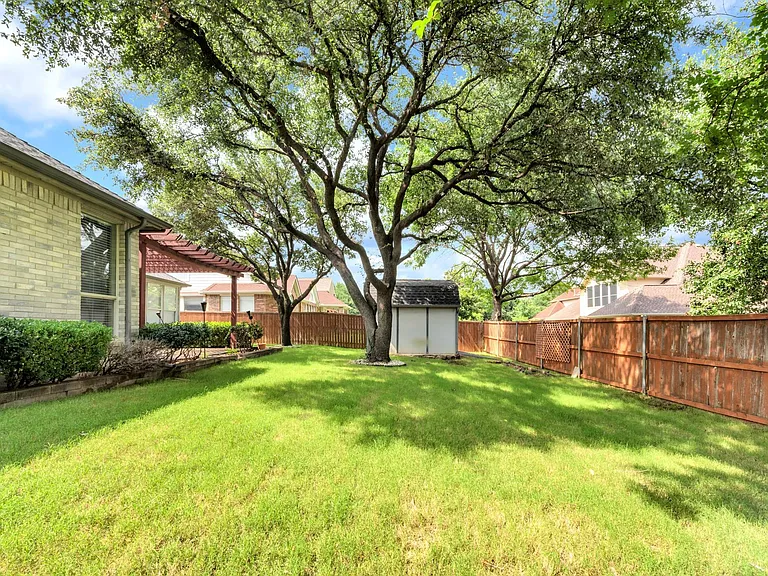 6008 Rock Ridge Dr — Photo 18