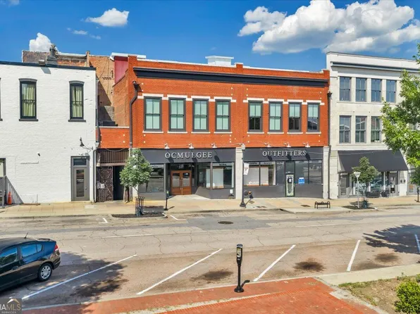565 Poplar St, Macon, GA 31201