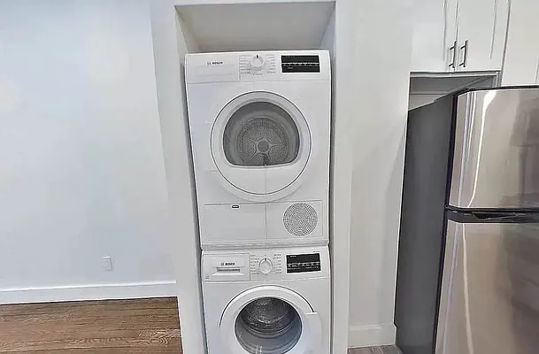 Rented by MOTION New York | media 10