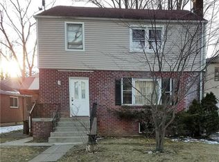 5 John St, Spring Valley, NY 10977