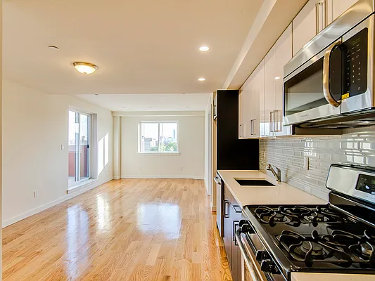 Rented by Bouklis Group | media 1